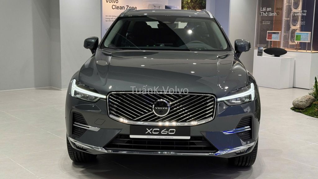 Giá xe Volvo XC60 B5 2026