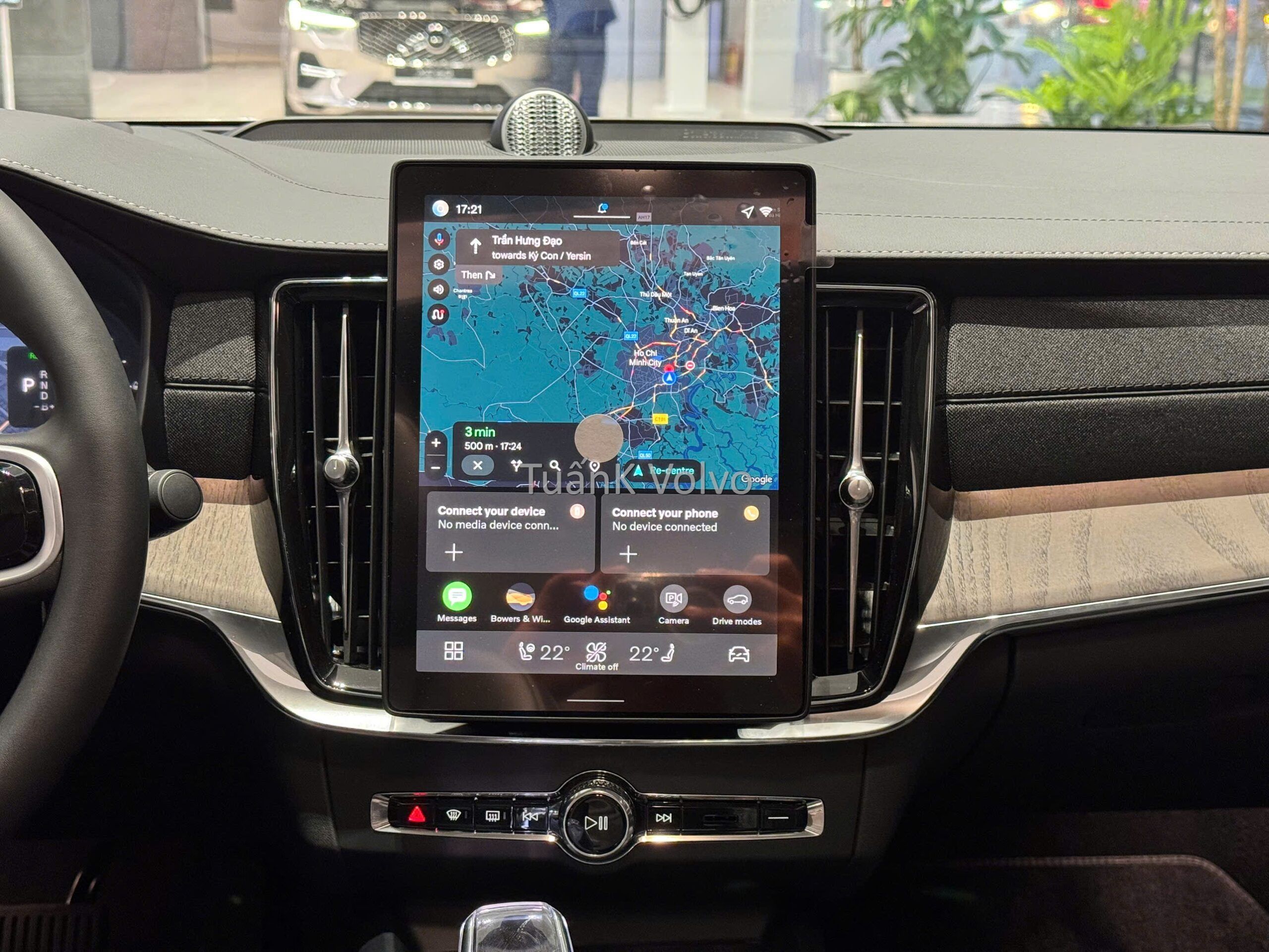 Google tích hợp trên Volvo S90