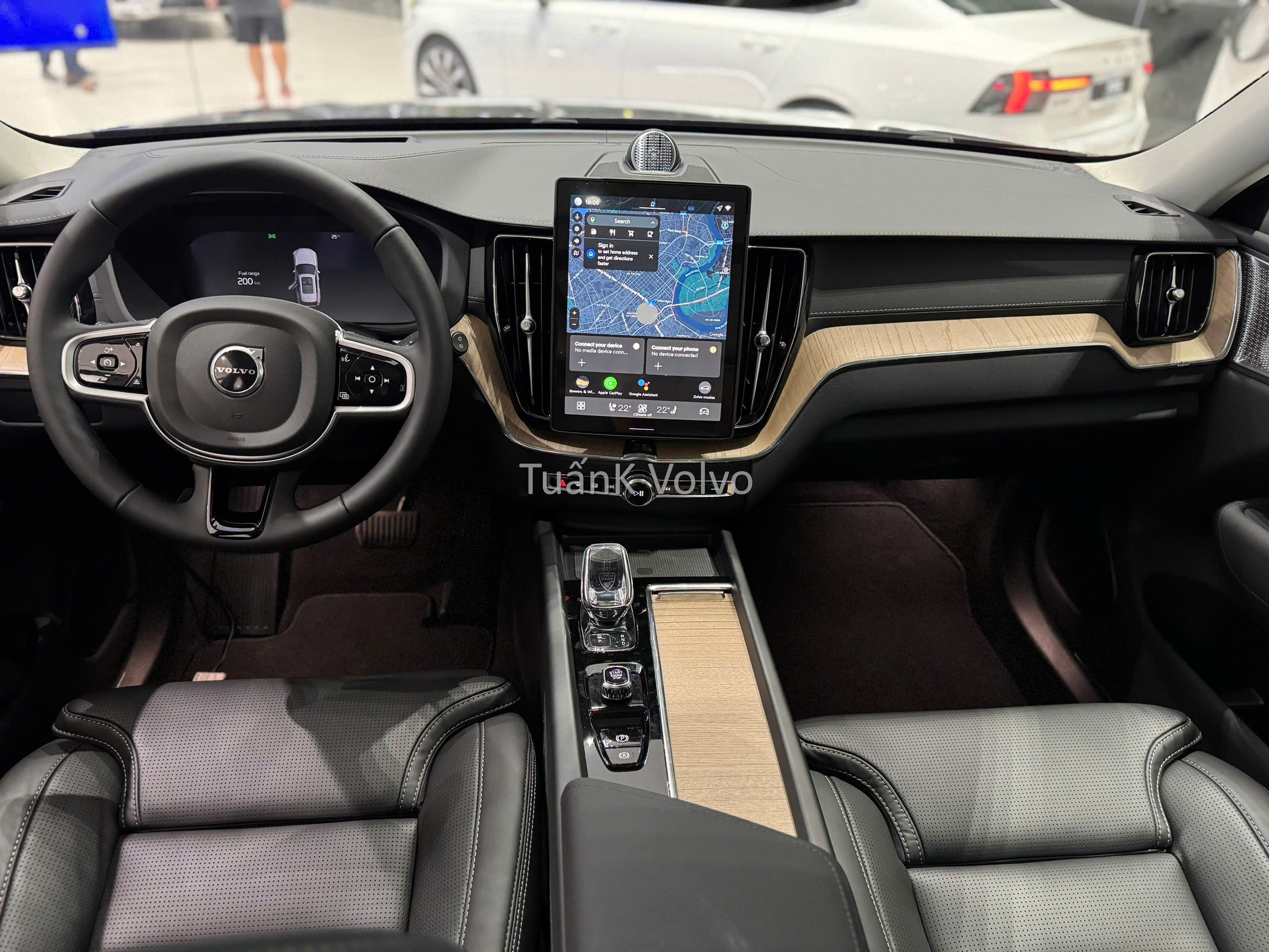 Giá xe Volvo XC60 B5 2026