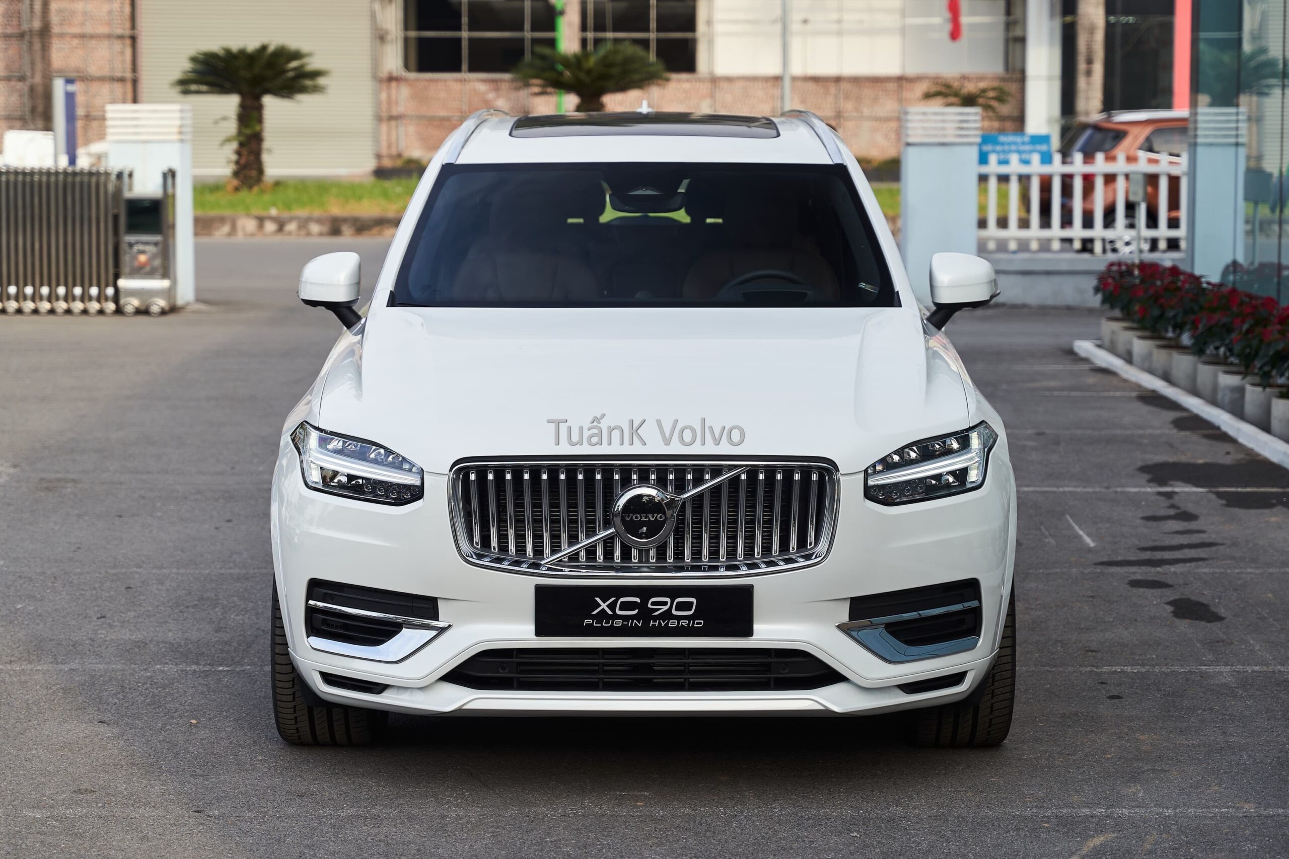 Volvo XC90 Plug-in Hybrid