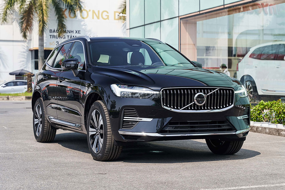 Phiên bản Black Edition của Volvo XC60 Plug-in Hybrid 2026