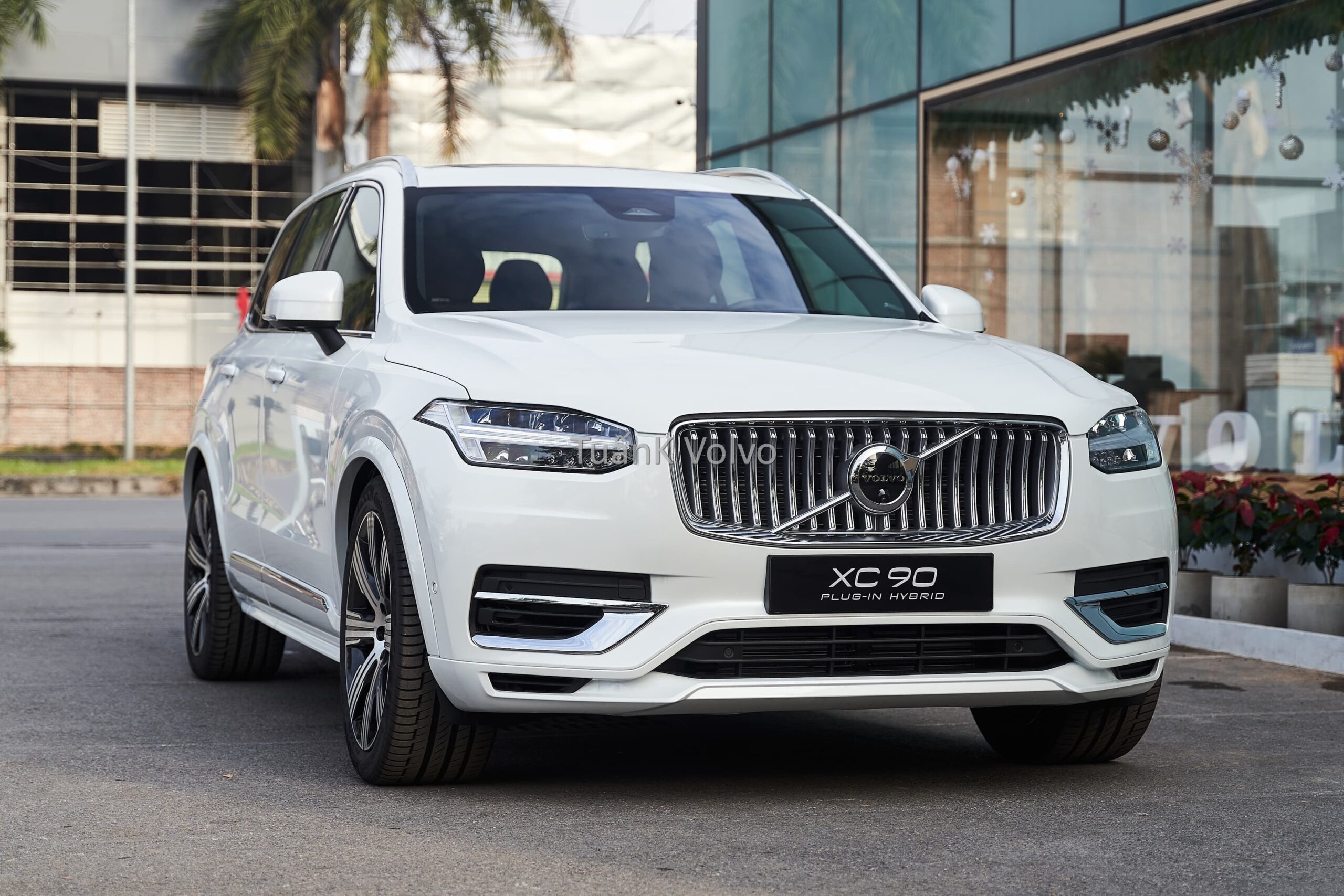 Volvo XC90 Hybrid